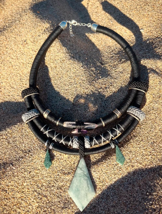 Statement kaulakoru Jade