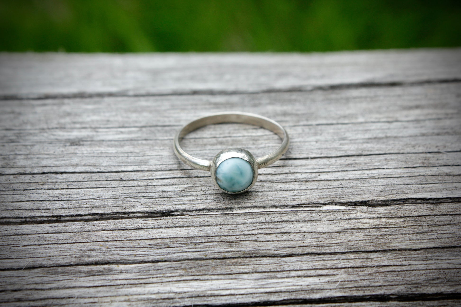 "Alba" -hopeasormus / larimar, koko 62