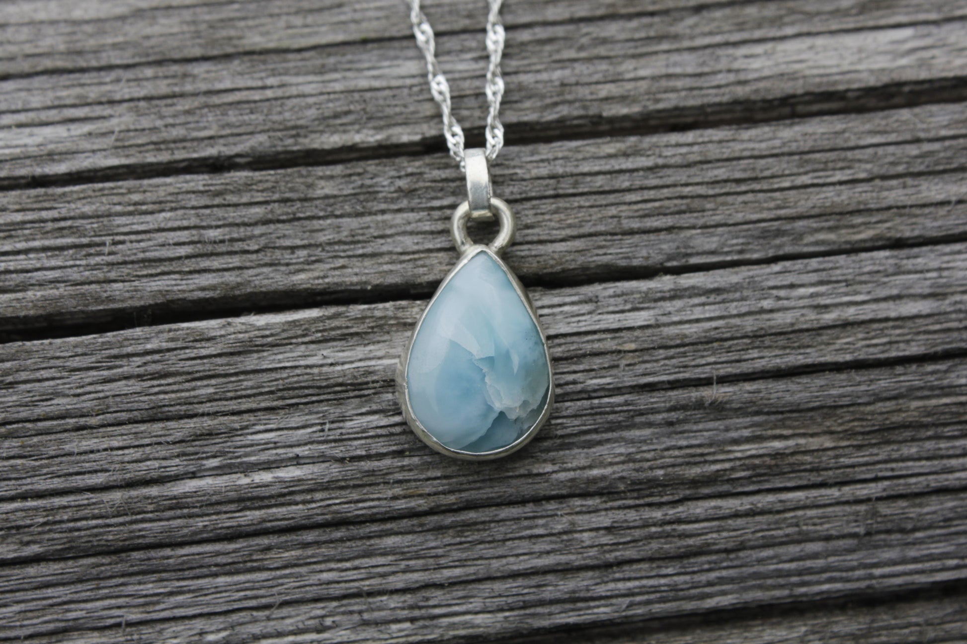 "Alba" -hopeariipus / larimar
